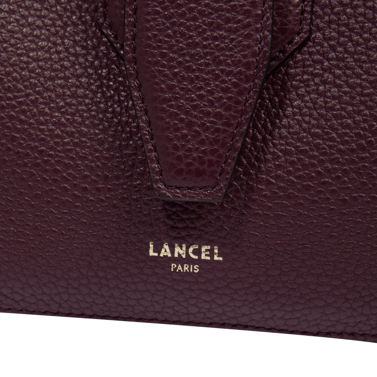S HANDBAG