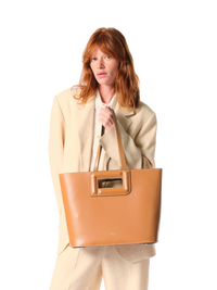 M TOTE BAG