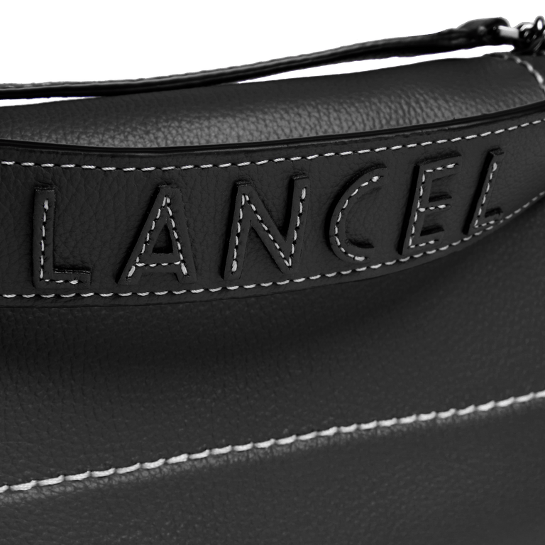 M FLAP BAG