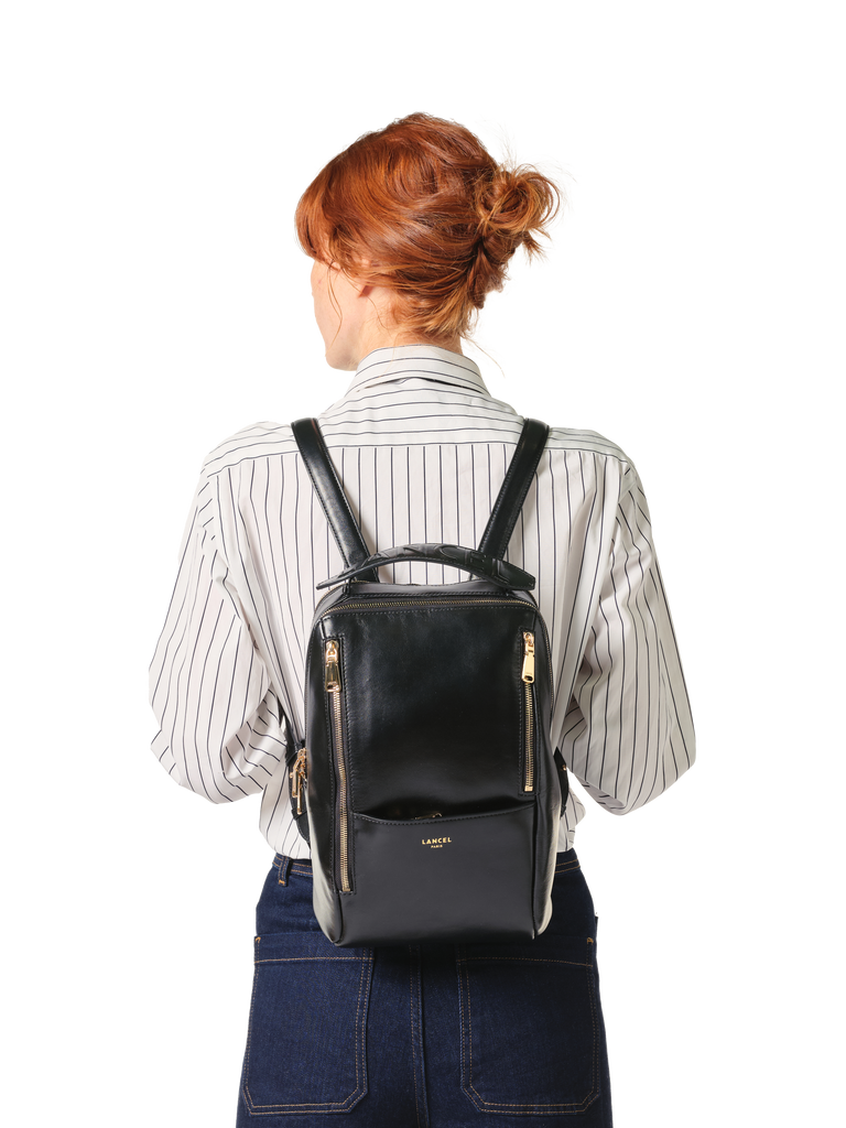 S ZIP BACKPACK