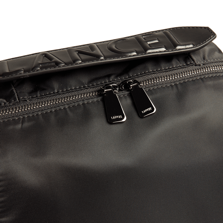 15'6 ZIP BACKPACK
