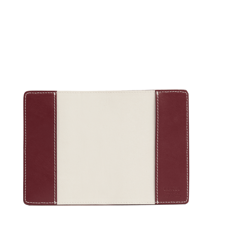 PASSEPORT HOLDER