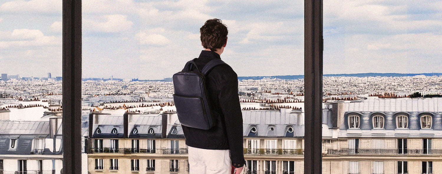 TRAVEL BACKPACK