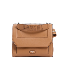 Flap bag with handle
