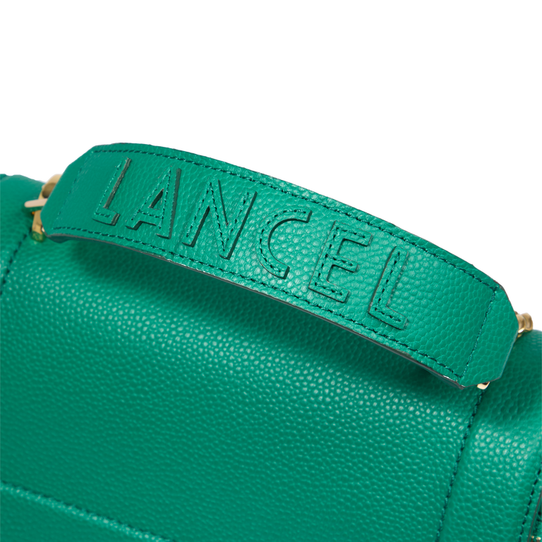 M FLAP BAG