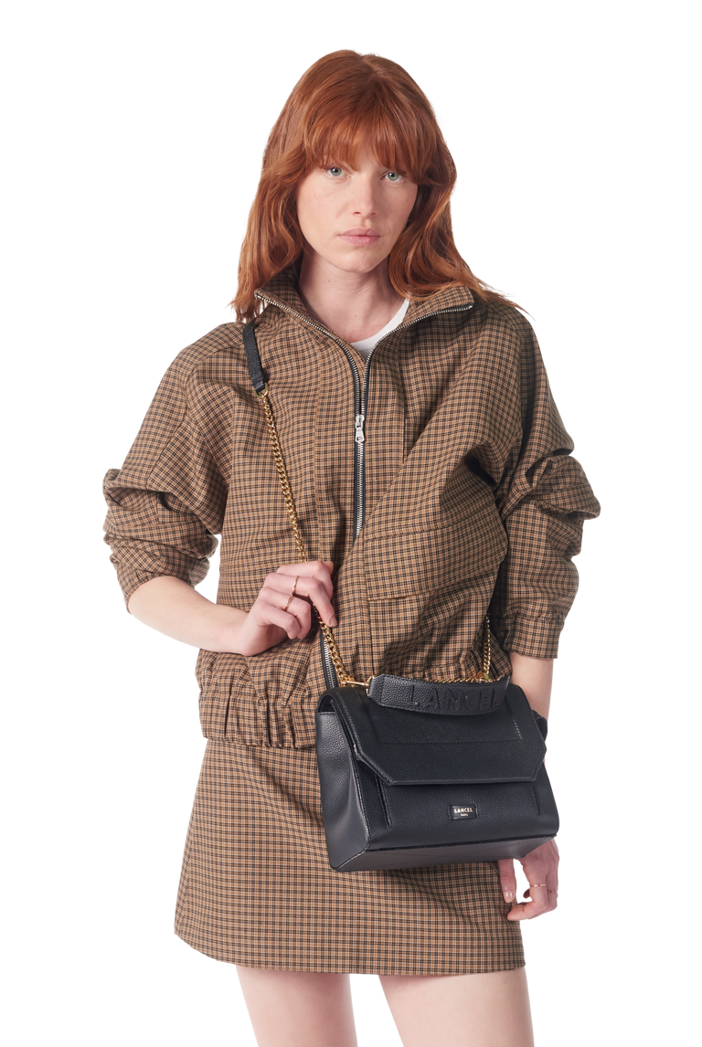 M Flap bag
