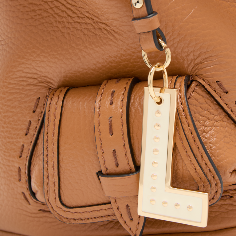 Bucket bag