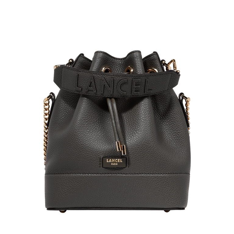 Bucket bag