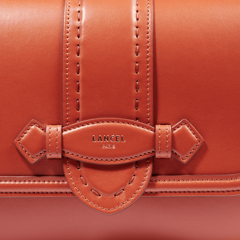 M FLAP BAG