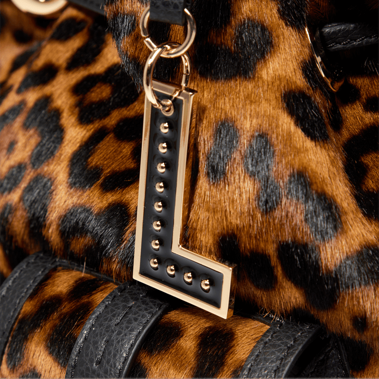 MEDIUM BUCKET BAG