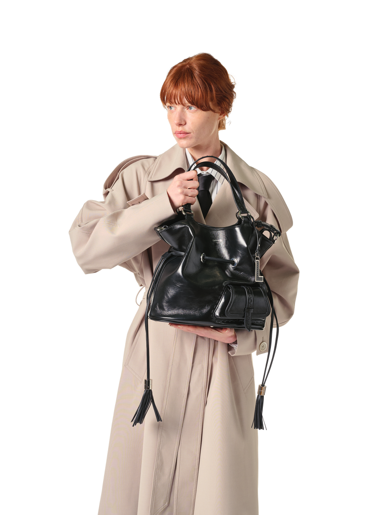 MEDIUM BUCKET BAG