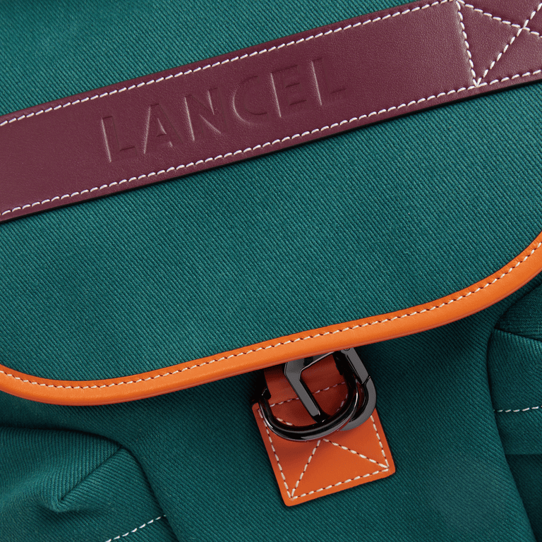 BACKPACK W FLAP