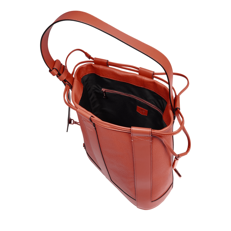 M BUCKET BAG