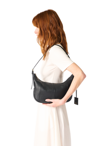 M ZIP HOBO BAG