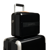 ZIP VANITY CASE
