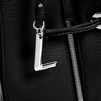 M BUCKET BAG