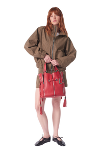M BUCKET BAG
