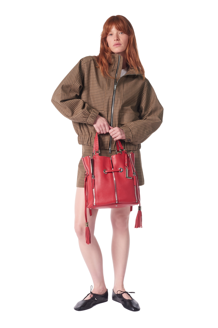 M BUCKET BAG