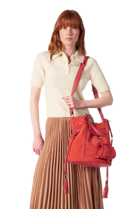 M BUCKET BAG