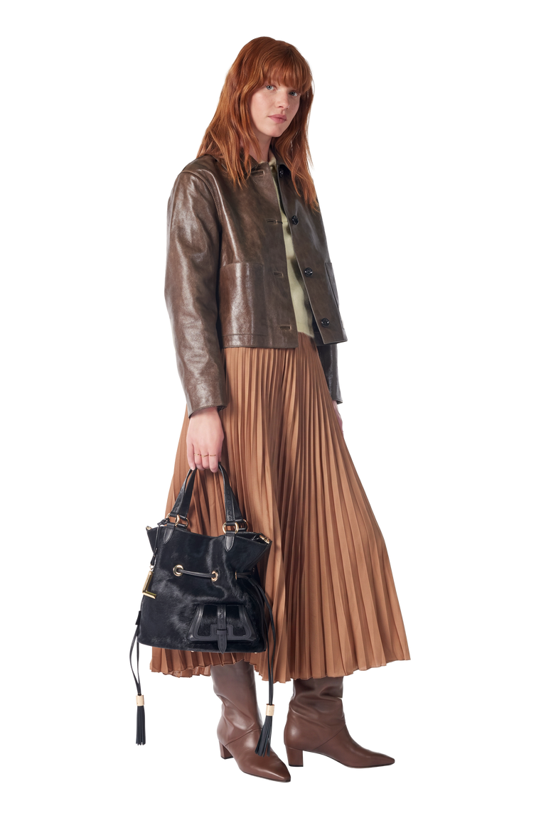 M BUCKET BAG
