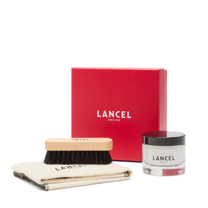 LEATHER CARE KIT