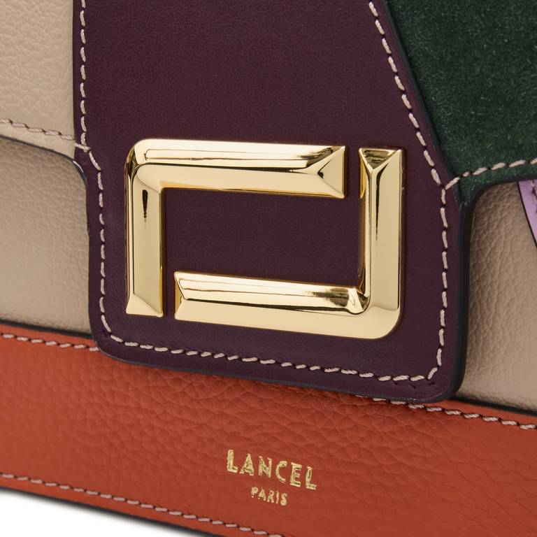 M FLAP BAG