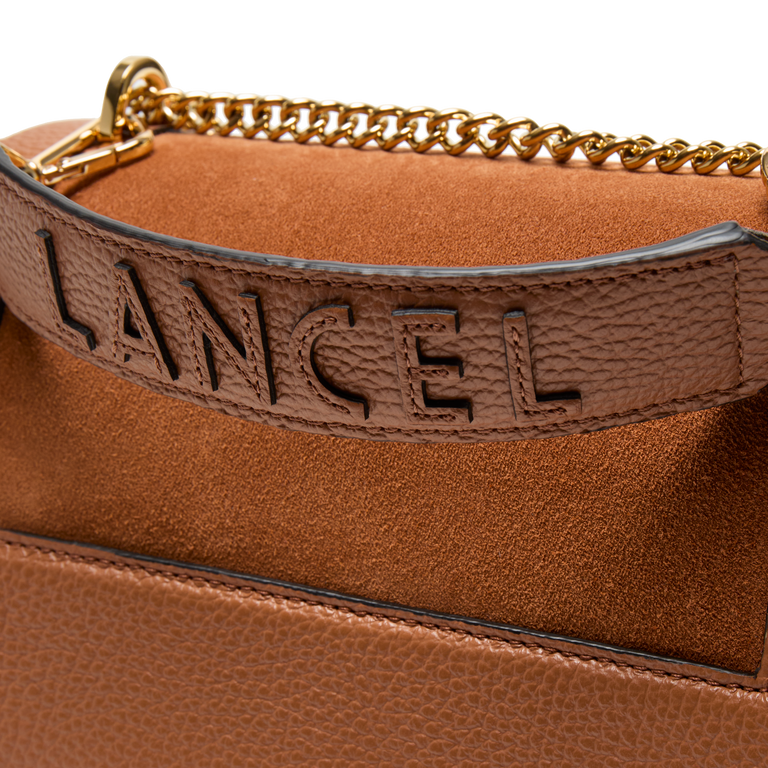 M FLAP BAG