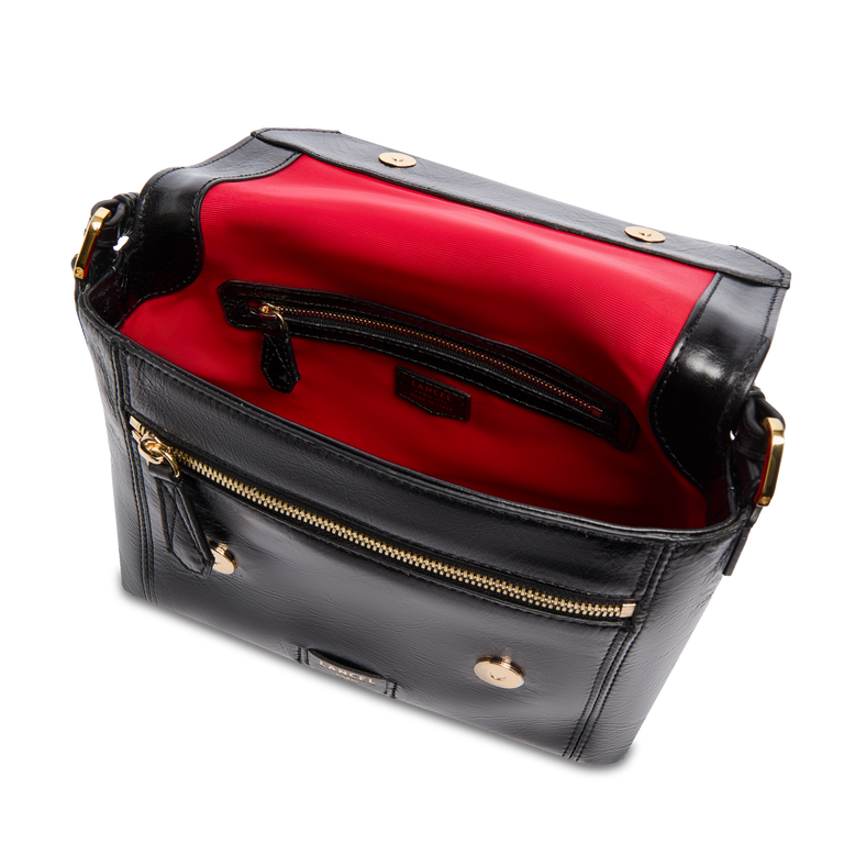 M FLAP BAG
