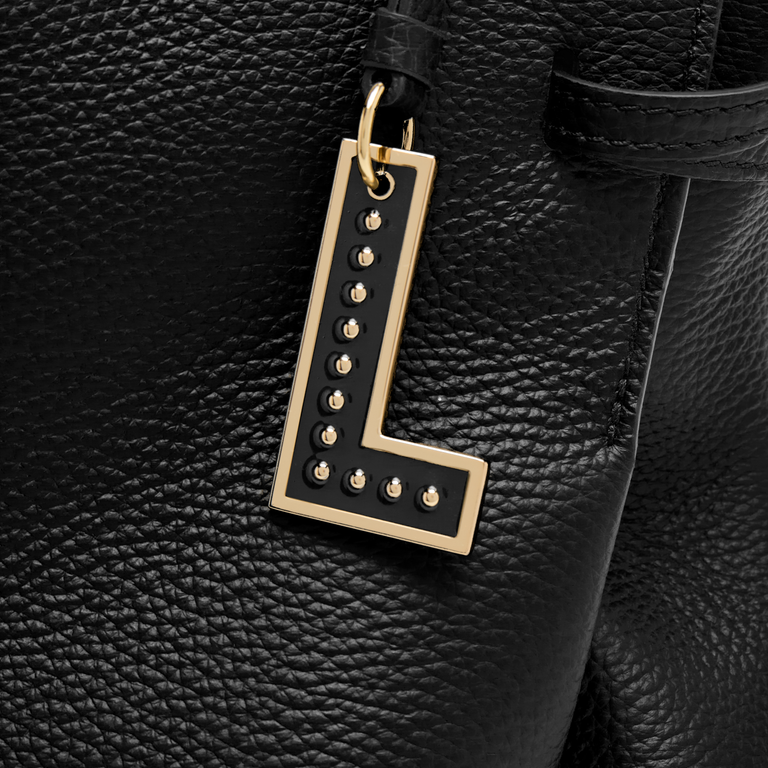 M CARRYALL BAG