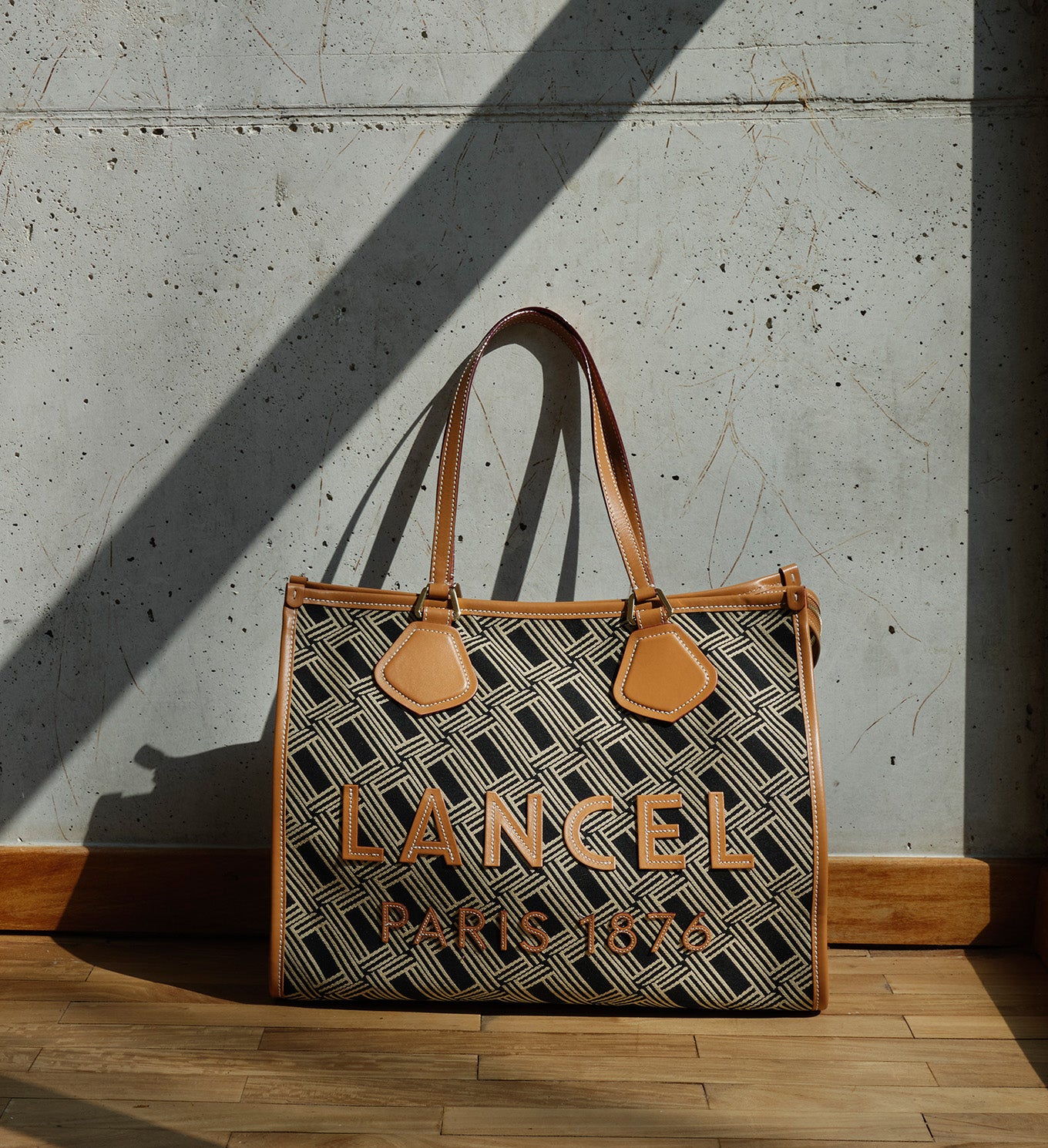 Summer Totes and Clutches for Women | Lancel France